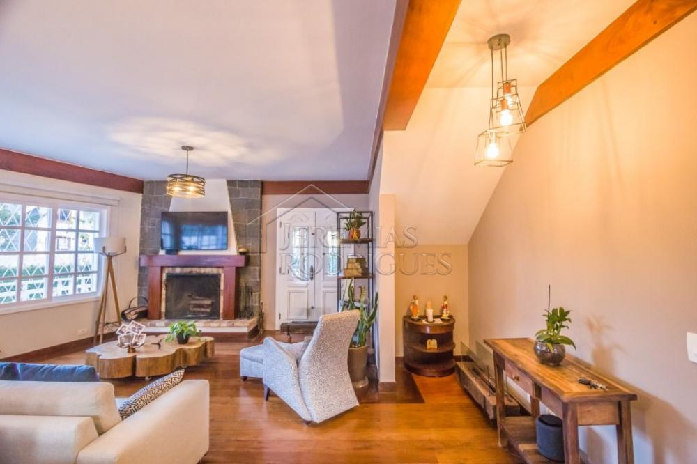 Casa à venda por R$ 3.200.000,00 - Campos do Jordão/SP