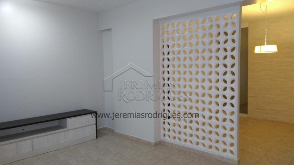 Apartamento à venda com 3 dormitórios, 146 m² no Edifício Olímpia em Taubaté/SP. 