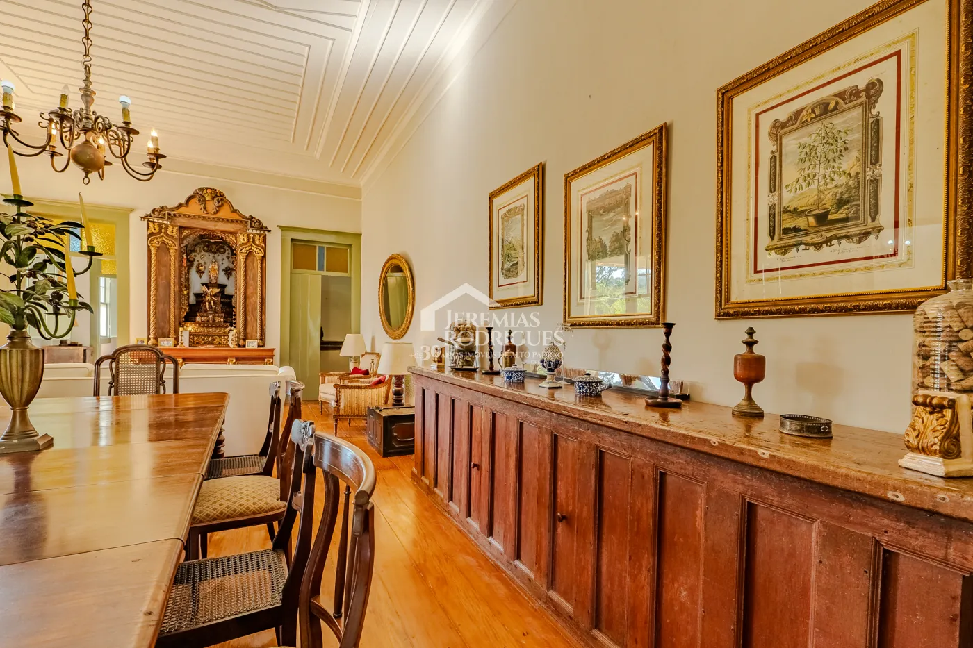 Fazenda à venda com 919,6 hectares em Cachoeira Paulista/SP.