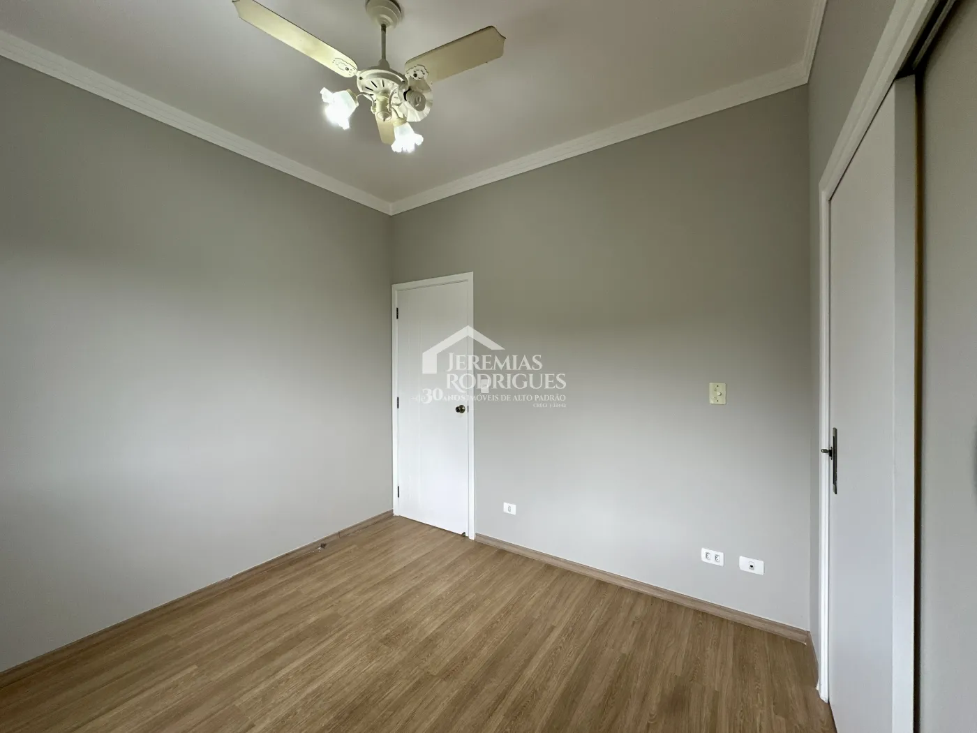 Casa com 3 dormitórios, 237 m² - Campos do Conde Chamboard - Tremembé/SP.