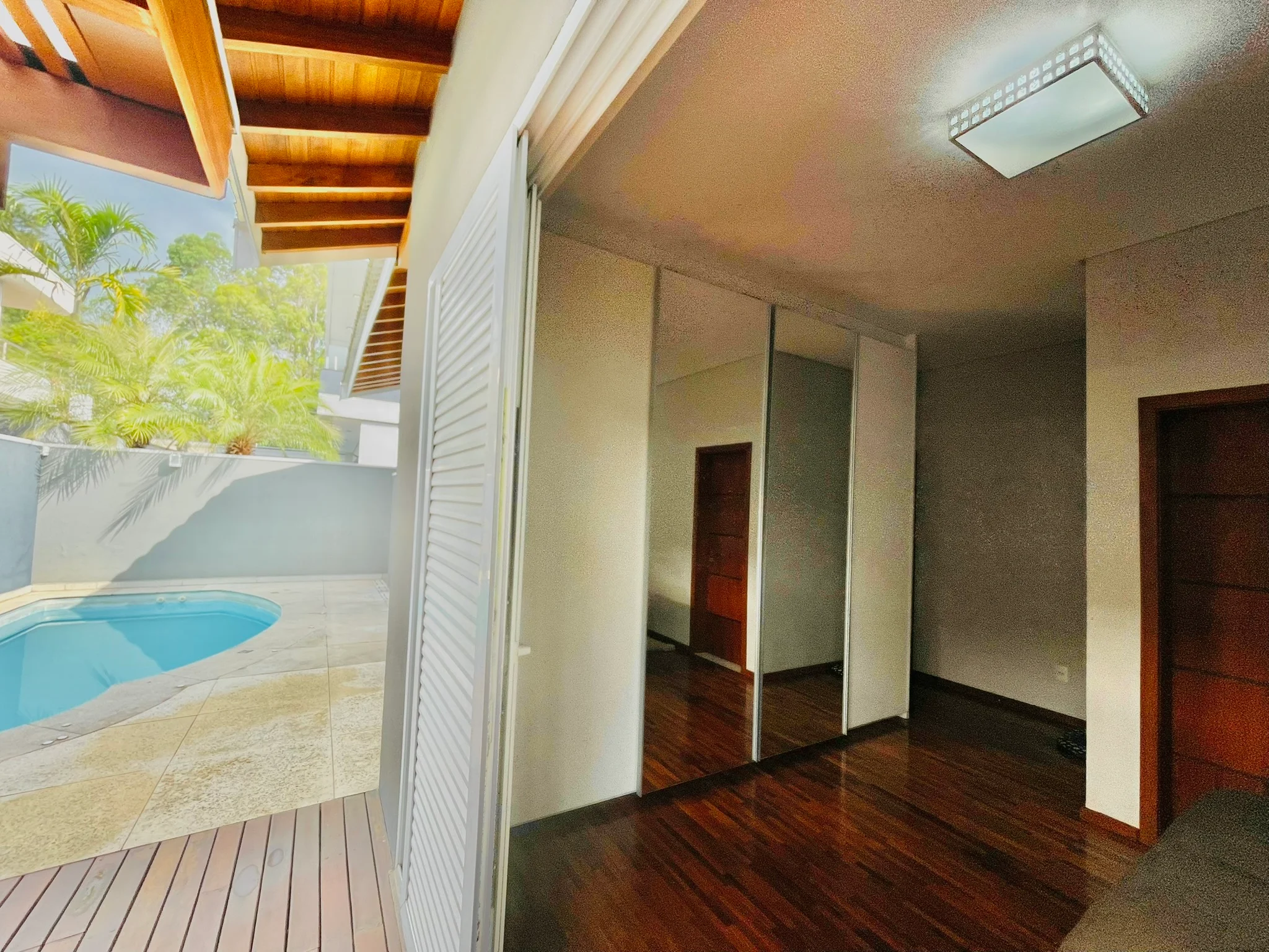 Casa à venda com 3 suítes no Condomínio Residencial San Marco em Taubaté/SP