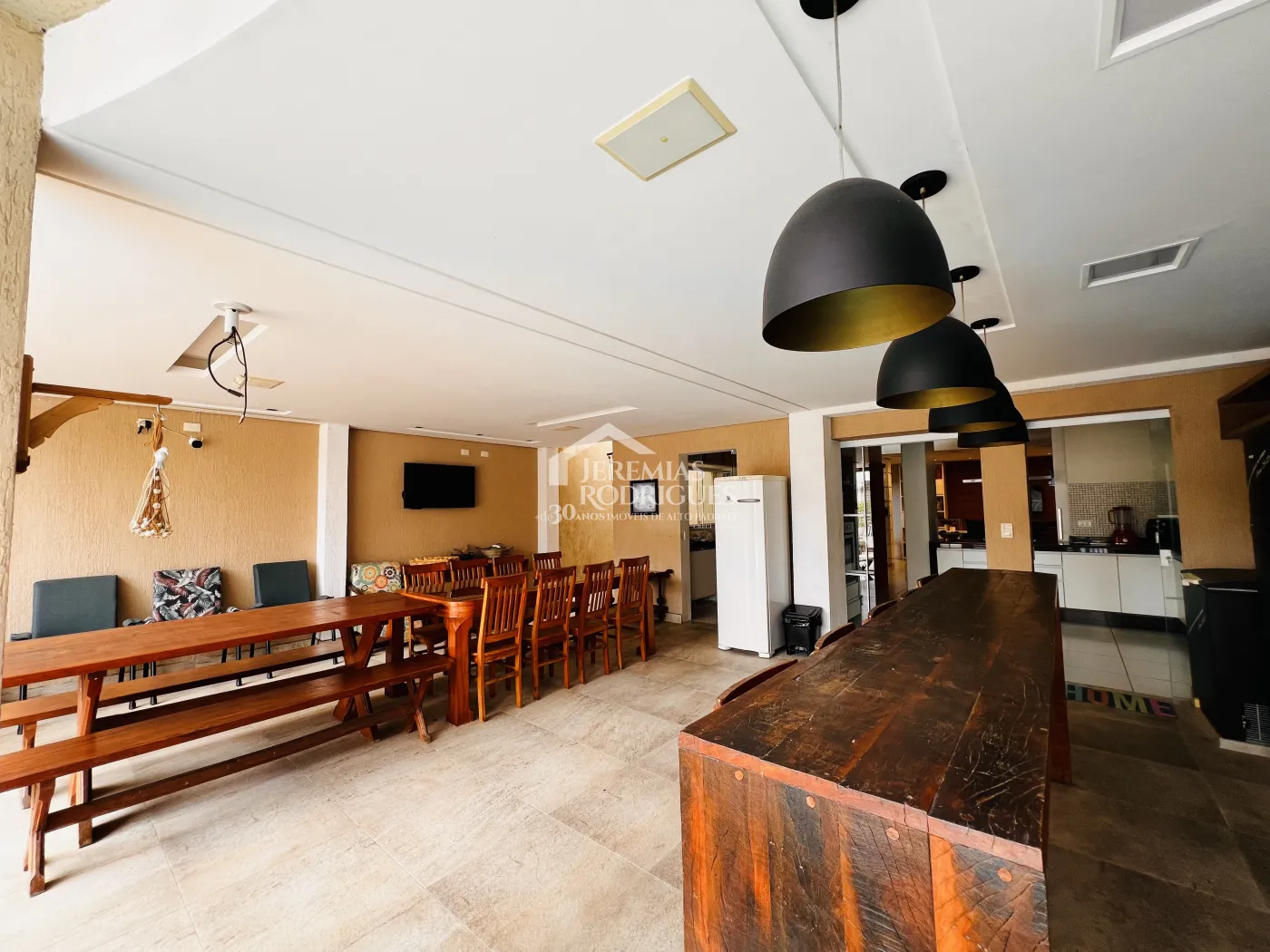 Casa com 4 dormitórios, 394 m² - Alto São Pedro - Taubaté/SP.