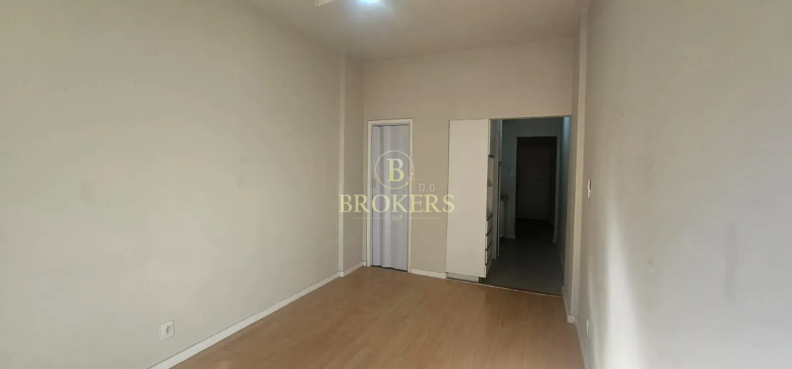 Sala a venda, Rua Visconde de Pirajá - Ipanema. Sala com 32m² Melhor trecho da rua. — foto 17