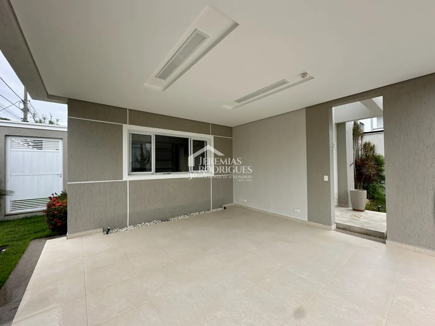 Casa com 3 dormitórios, 237 m² - Campos do Conde Chamboard - Tremembé/SP.