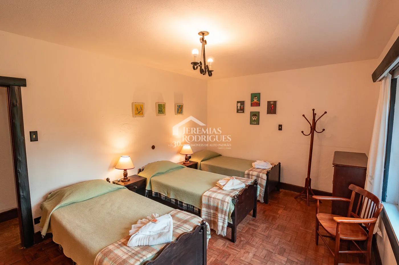 Casa com 9 dormitórios, 694 m² - Condomínio Reserva Figueiredo - Campos do Jordão/SP