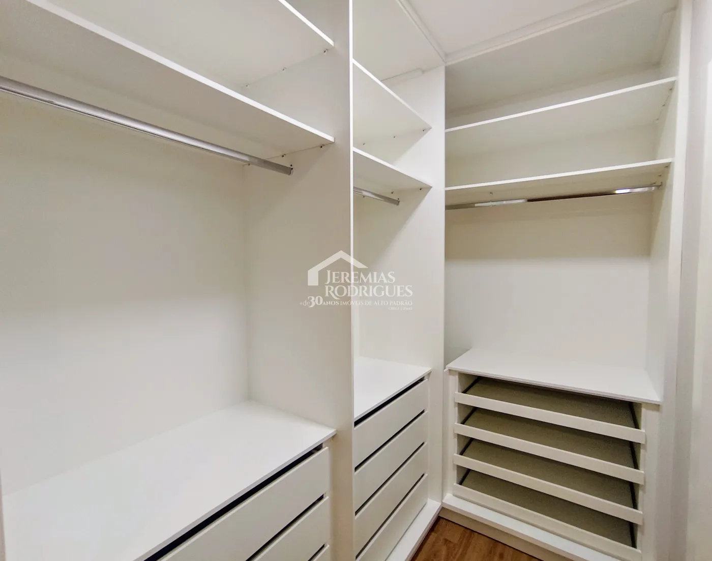 Casa mobiliada e decorada à venda com Exclusividade no Condomínio Cyrella Landscape em Taubaté/SP