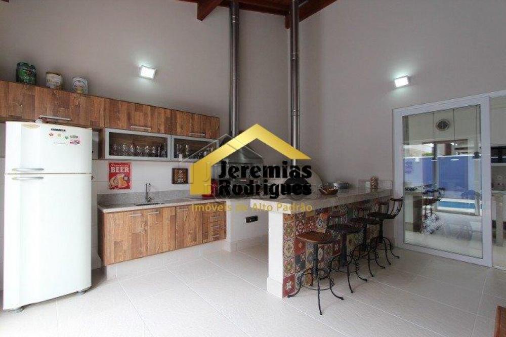 Casa à venda com 3 dormitórios no Condomínio San Marco em Taubaté/SP