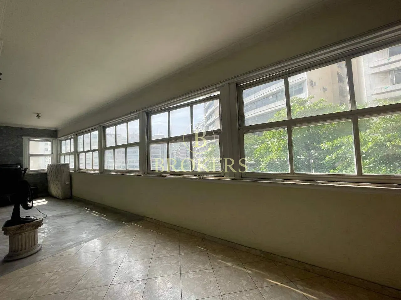 Apartamento à venda, Localização privilegiada! Em frente à Praça e à estação de metrô, Copacabana, — foto 3