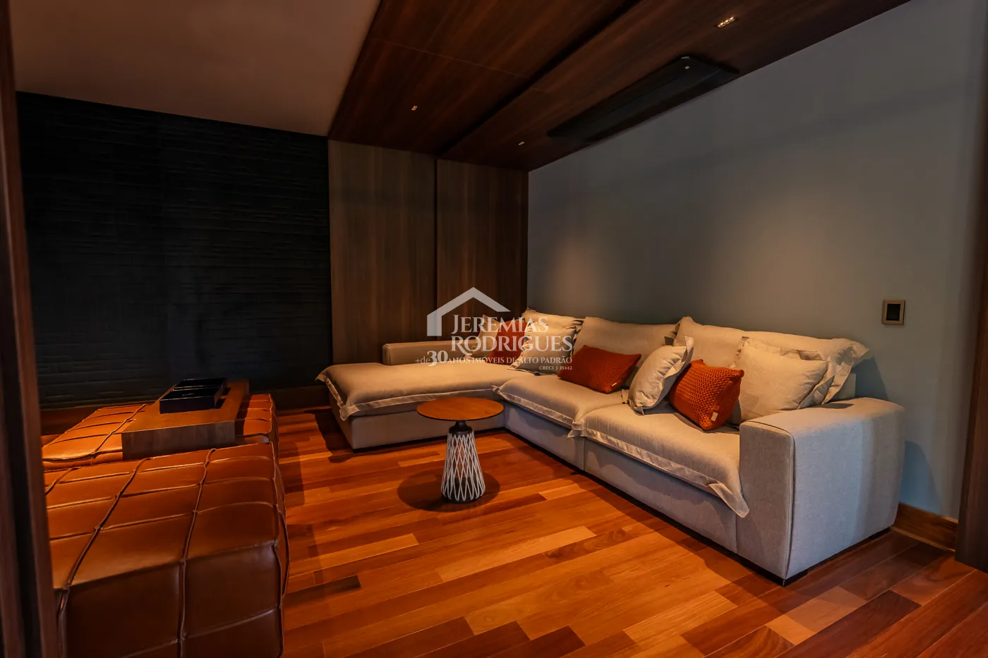 Casa de 2727 m² à venda por R$ 15.000.000,00 - Campos do Jordão/SP