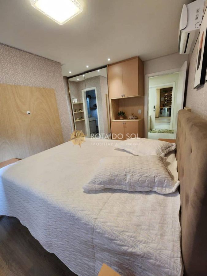 Place Vendôme Apartamento 4 Suítes em Meia Praia Itapema SC