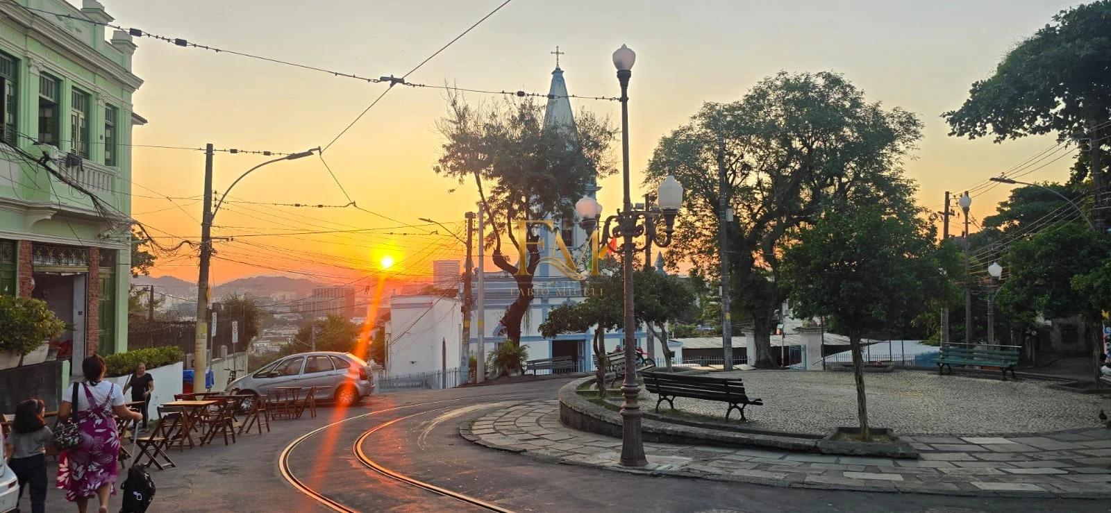 Oportunidade Única de Investimento em Santa Teresa! R$ 3.200/m² Casarão Histórico no Largo das Neves. — foto 2