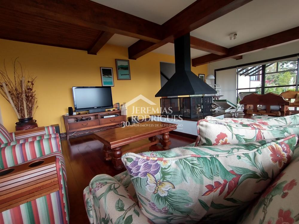 Casa com 4 dormitórios, 281 m² - Condomínio Jardim Véu da Noiva - Campos do Jordão/SP