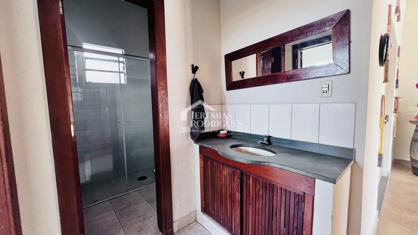 Chácara com 3 dormitórios, 500 m² - Cidade de Deus - Taubaté/SP