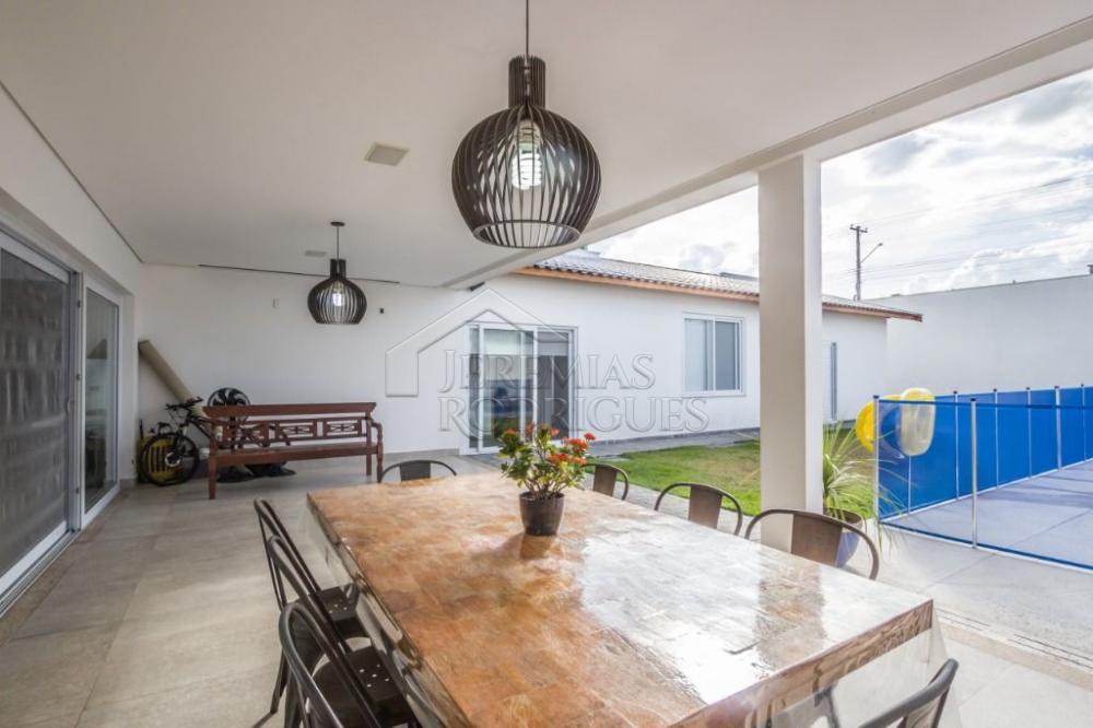 Casa à venda por R$ 2.700.000,00 - Pindamonhangaba/SP