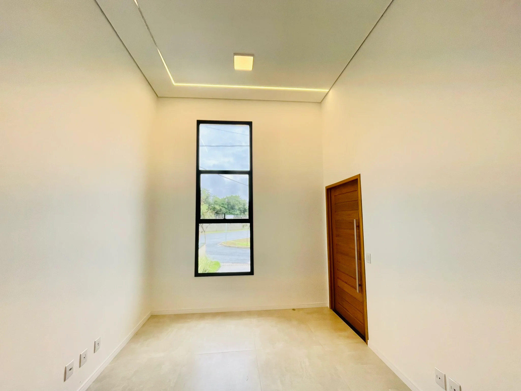 Casa à venda com 3 dormitórios no Condomínio Bosque da Imperatriz em Pindamonhangaba/SP. 