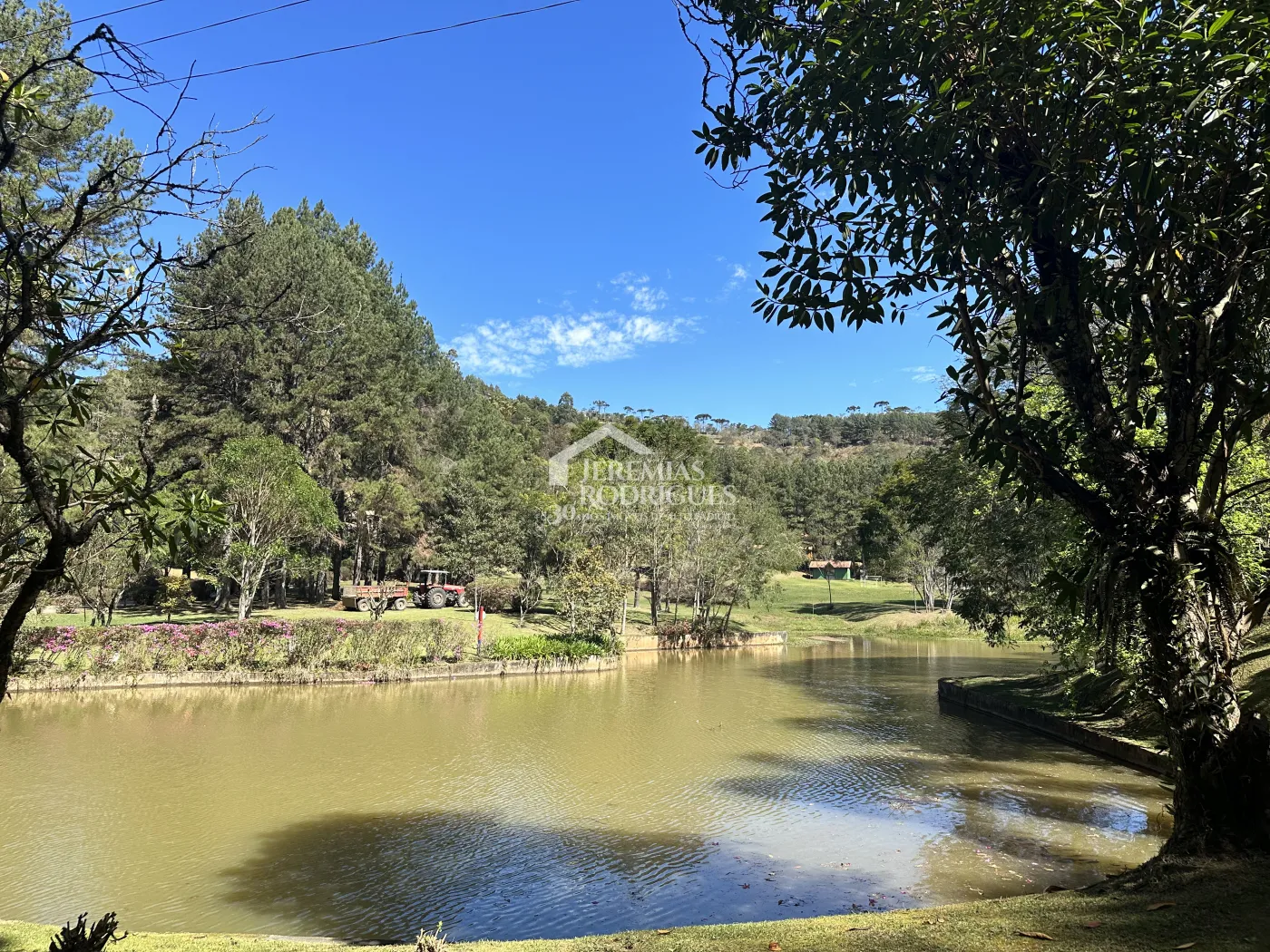 Casa com 3 dormitórios, 200 m² - Condomínio Country Club - Taubaté/SP
