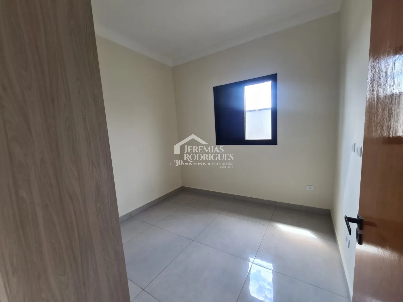 Casa com 3 dormitórios, 138 m² - Residencial Barão de Tremembé - Tremembé/SP.