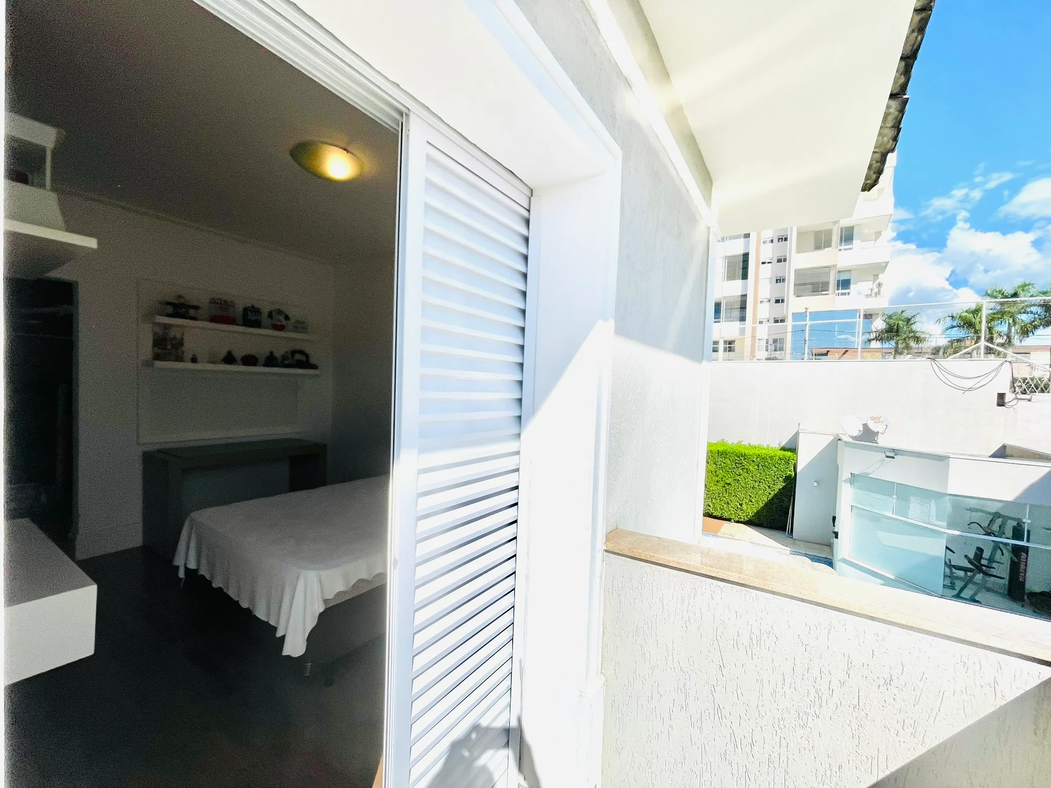 Casa com 5 dormitórios à venda no Condomínio Taubaté Village em Taubaté/SP.