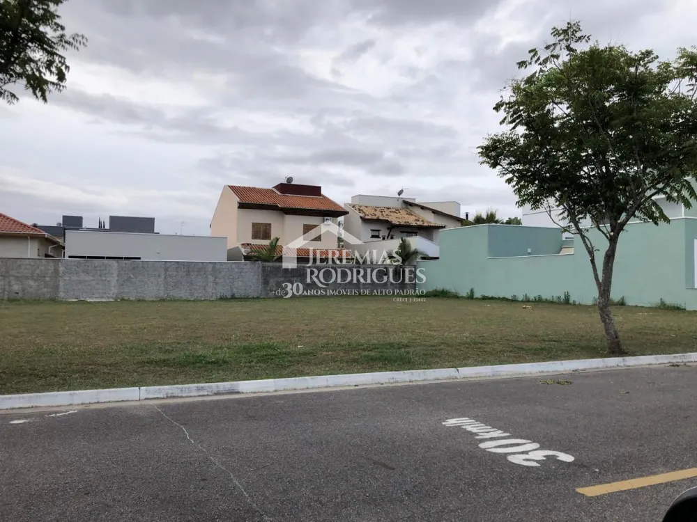 Terreno com 275 m² - Condomínio Campos do Conde - Tremembé/SP