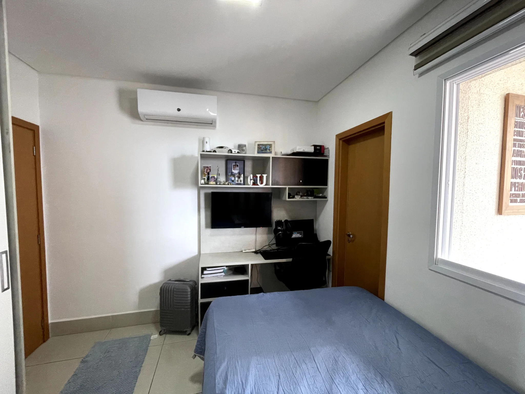 Apartamento à venda com 3 suítes no Condomínio Renaissance em Taubaté/SP. 