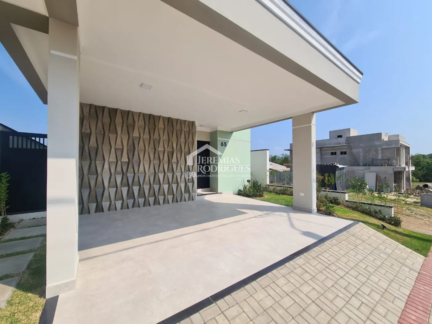 Casa com 3 dormitórios, 152 m² - Condomínio Barão de Tremembé - Tremembé/SP.