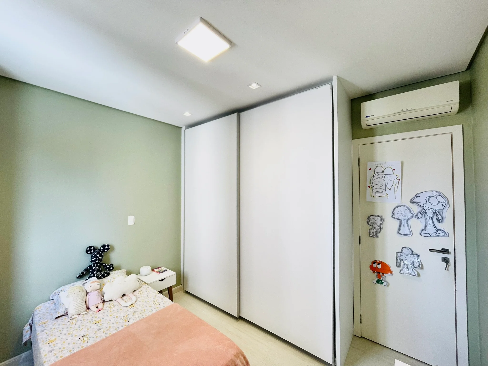 Apartamento à venda com 3 dormitórios, 130m² no Edifício Figueiras em Taubaté/SP