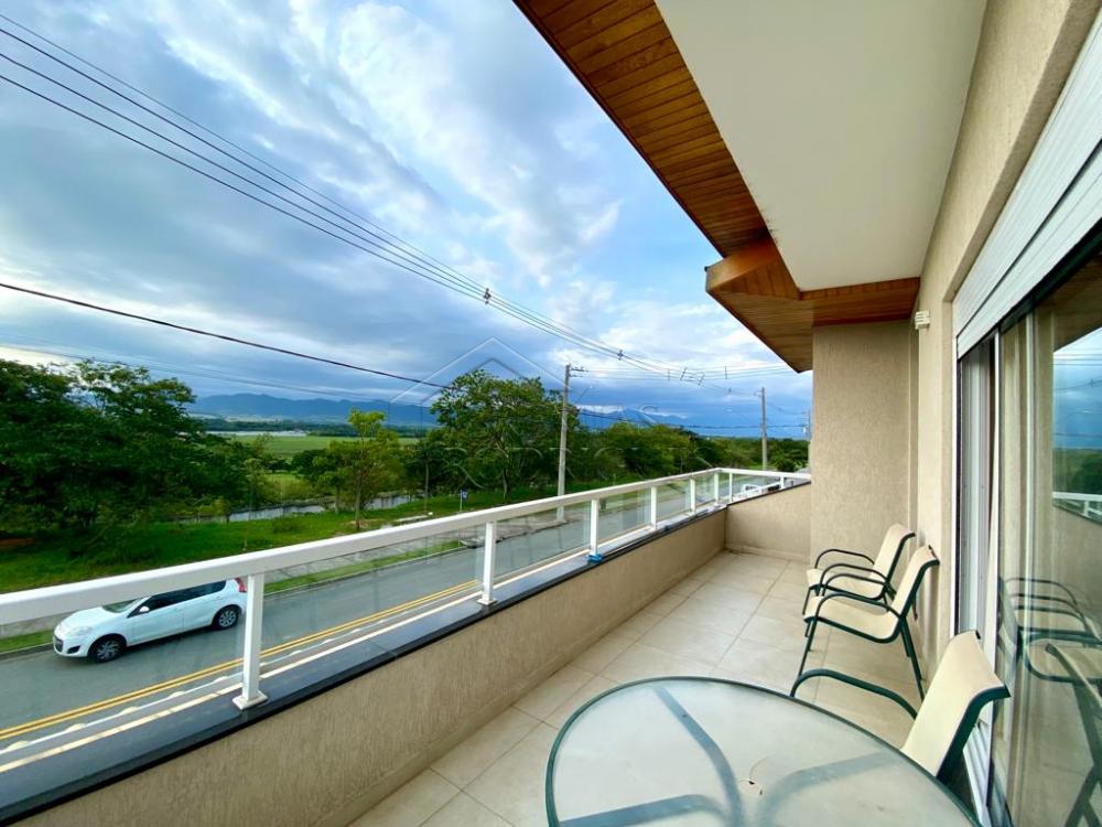 Casa à venda por R$ 2.850.000,00 - Taubaté/SP