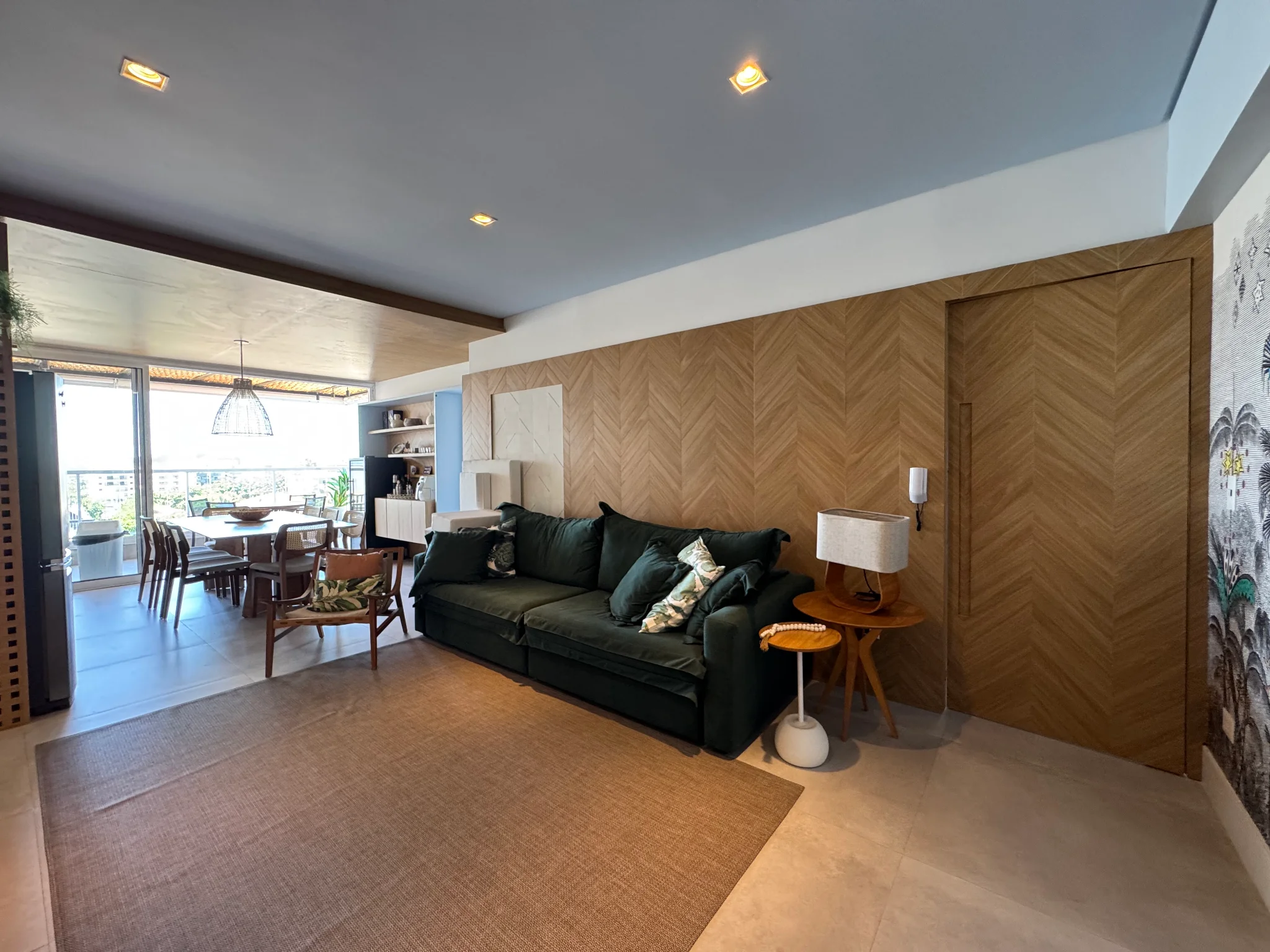 Cobertura à venda com 3 suítes, 177 m² no Condomínio Porto Damy em Ubatuba/SP. 