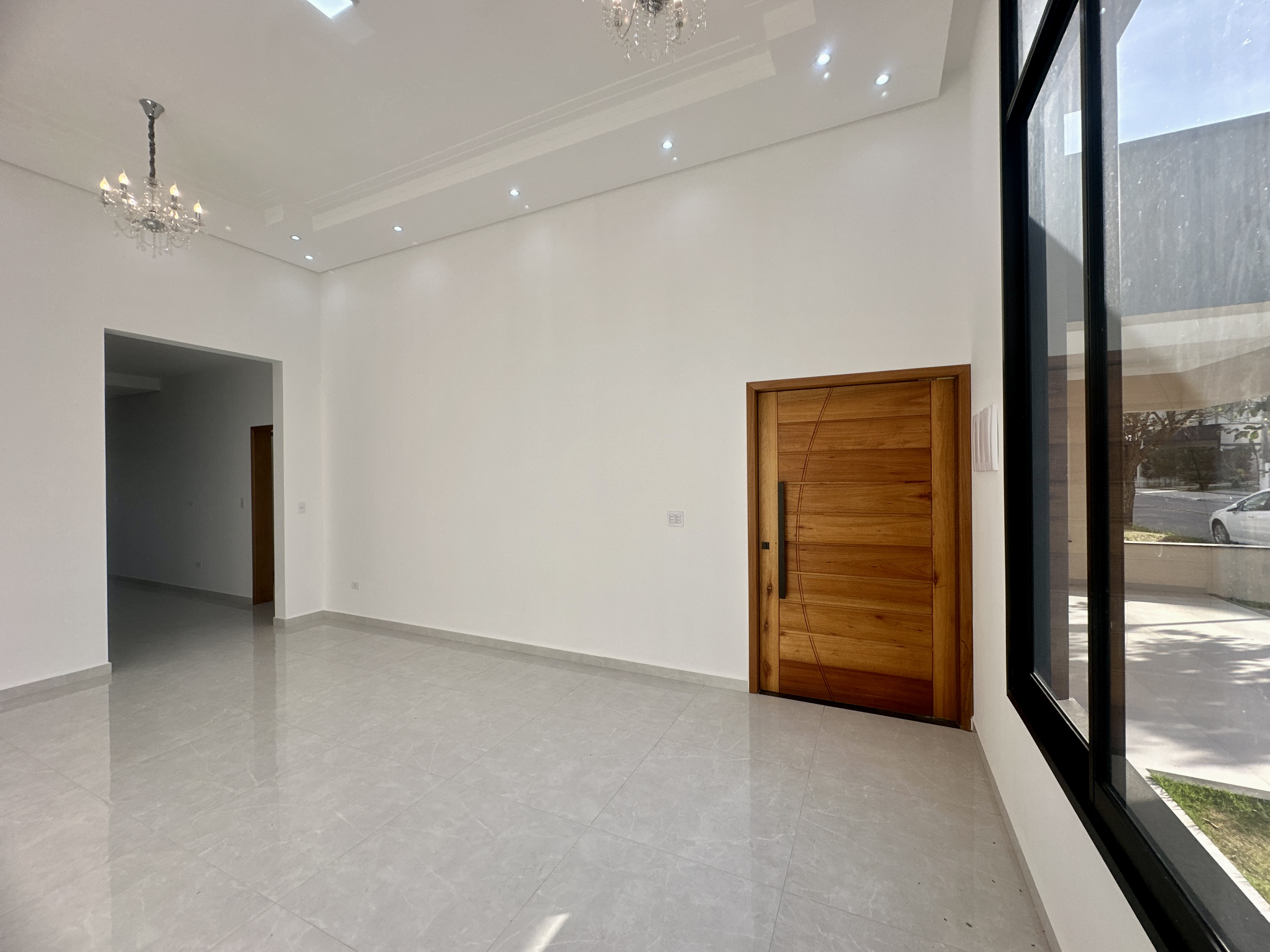 Casa à venda com 3 dormitórios no Condomínio Residencial Tecoara em Taubaté/SP