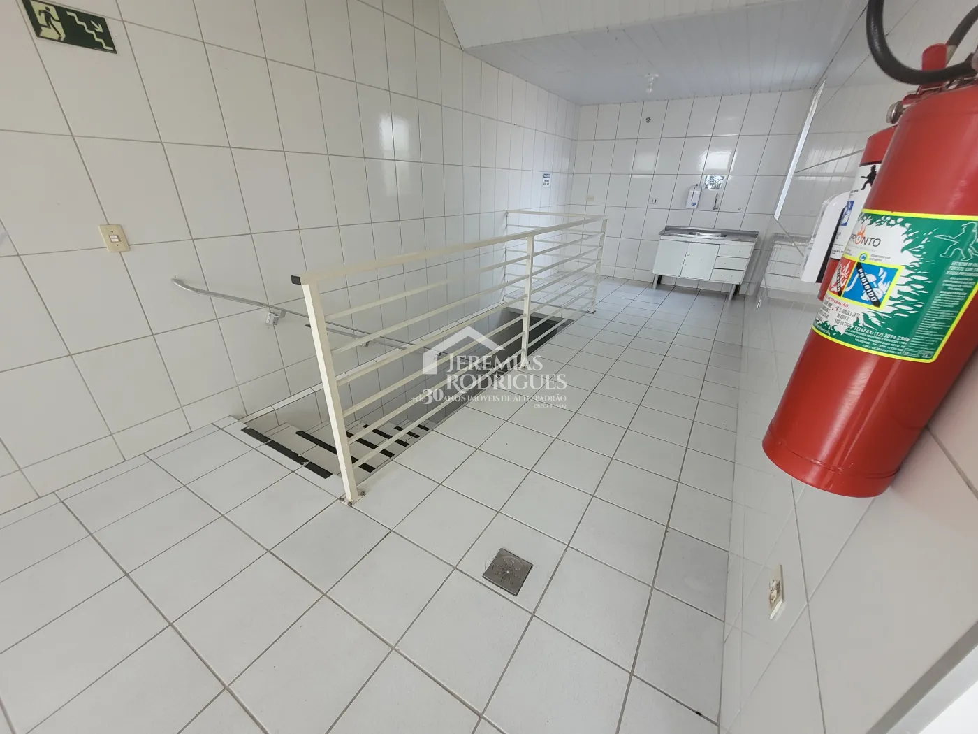 Cozinha industrial com 360 m² - Residencial Ouro Verde - Pindamonhangaba/SP.