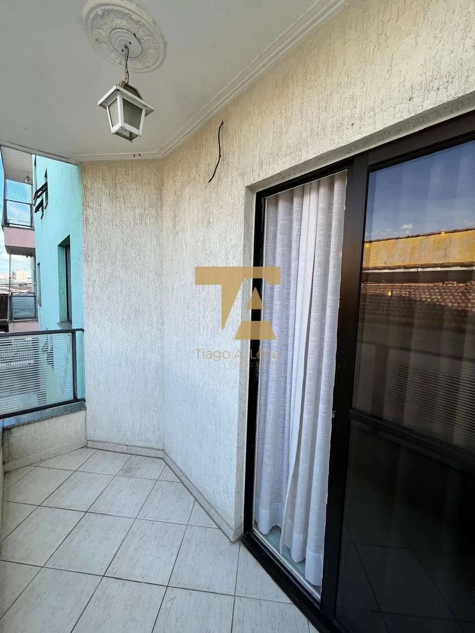 Apartamento à Venda no Centro de Pindamonhangaba – 2 Quartos (1 Suíte) e Móveis Planejados
