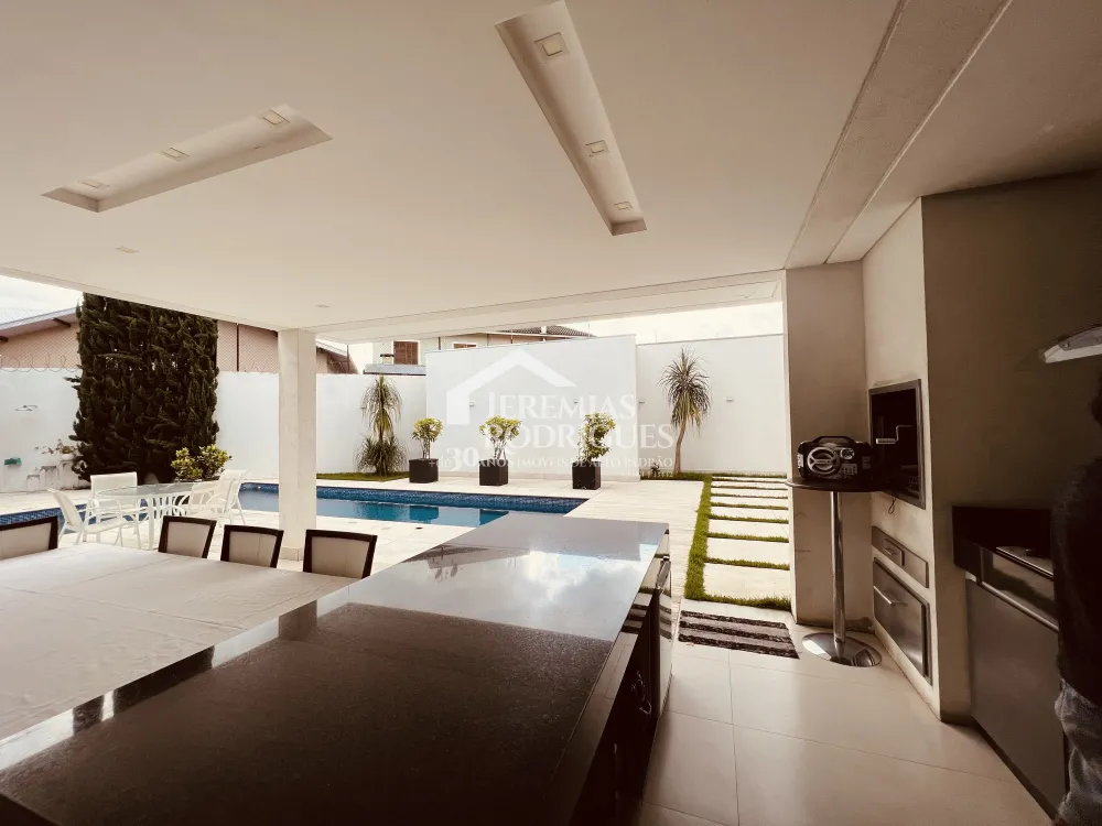 Casa com 6 quartos, 500 m² - Taubaté Village - Taubaté/SP