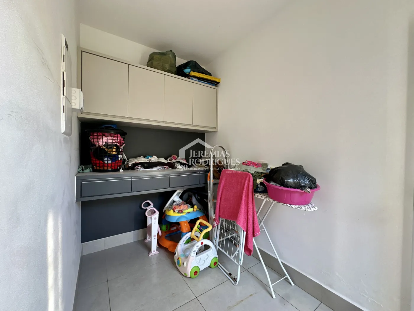 Casa com 3 suítes, 329 m² - Condomínio Ouro Ville - Taubaté/SP.