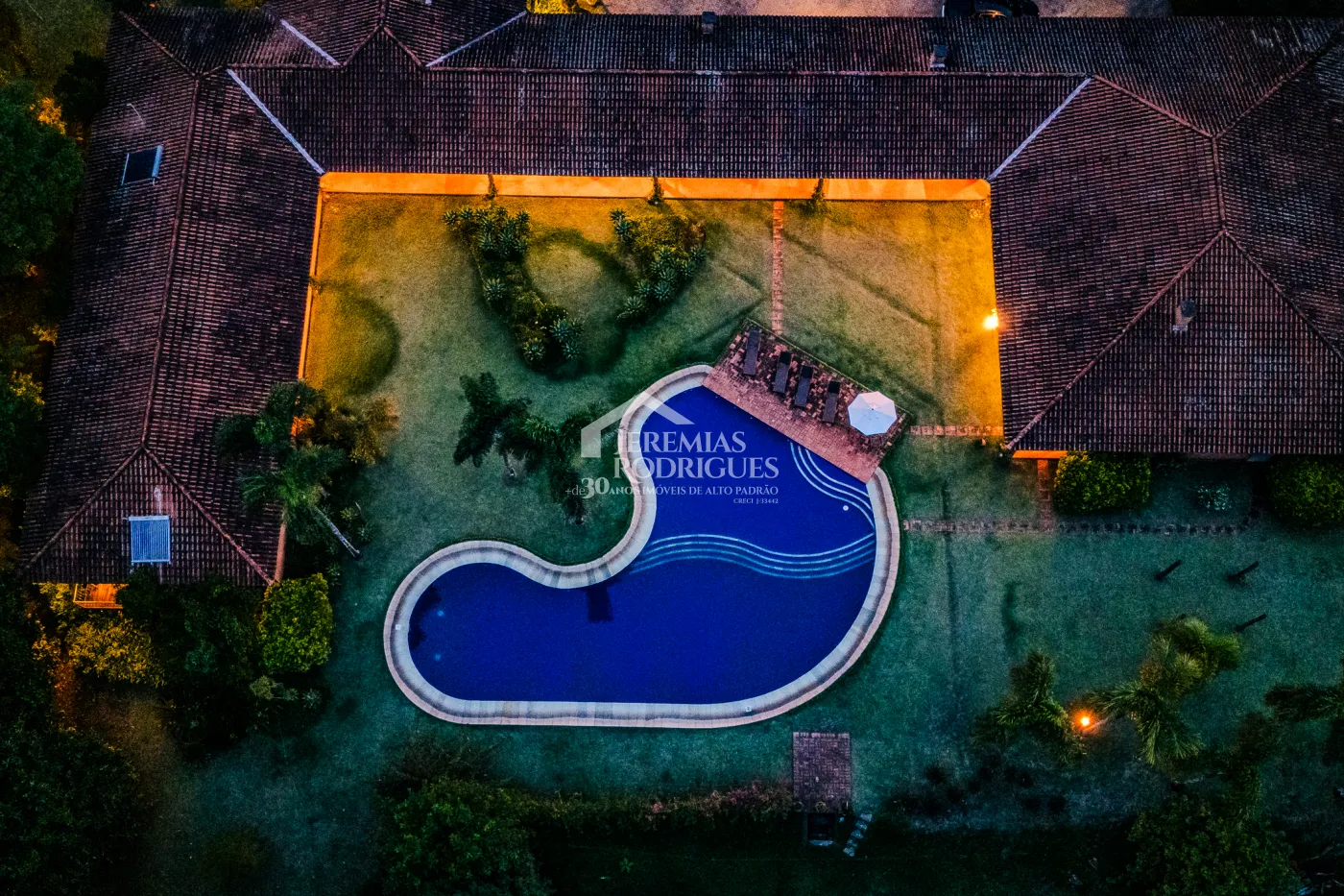 Casa à venda por R$ 6.200.000,00 - Cunha/SP