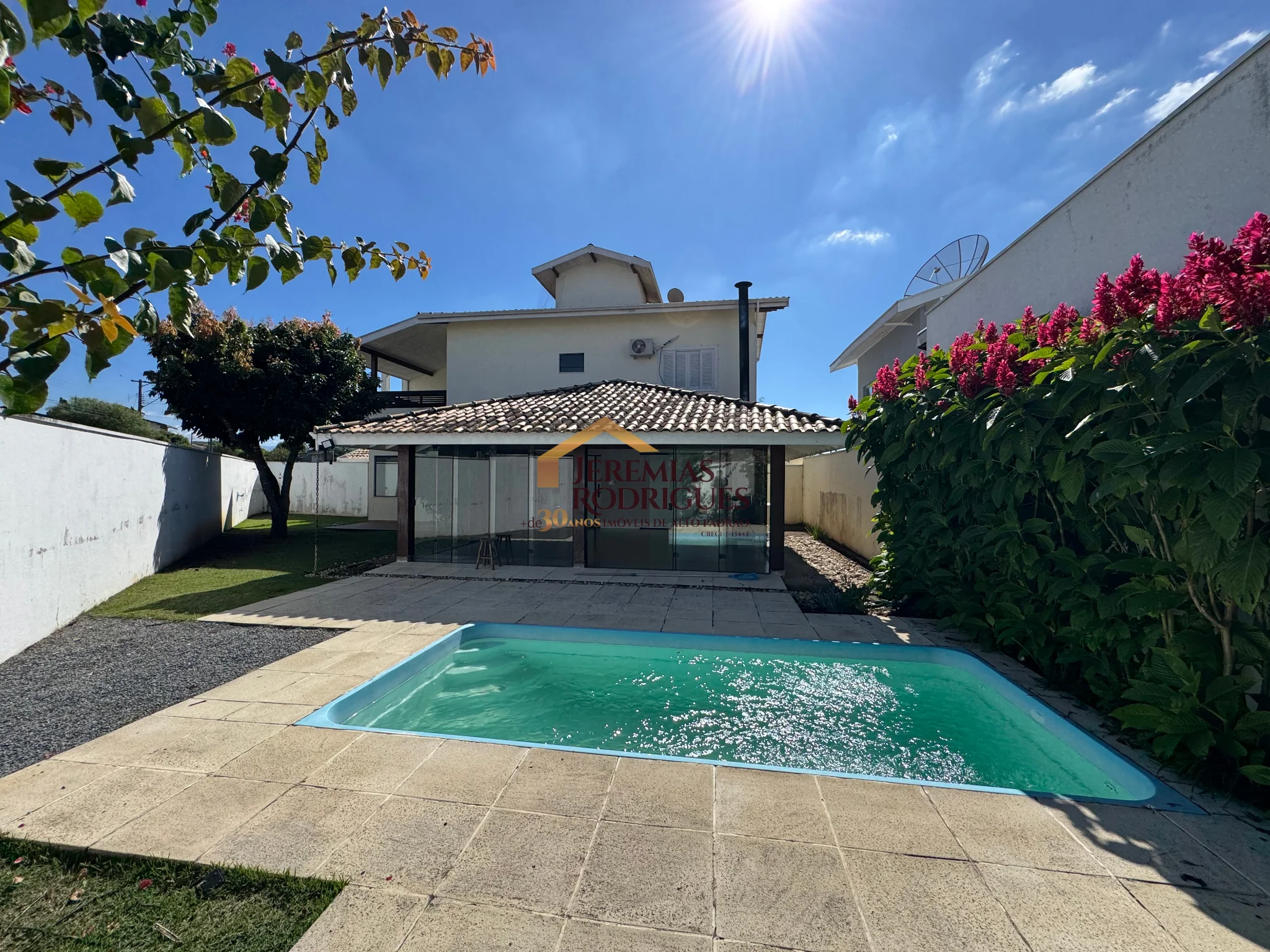 Casa à venda no Condomínio Real Ville em Pindamonhangaba/SP. — foto 1
