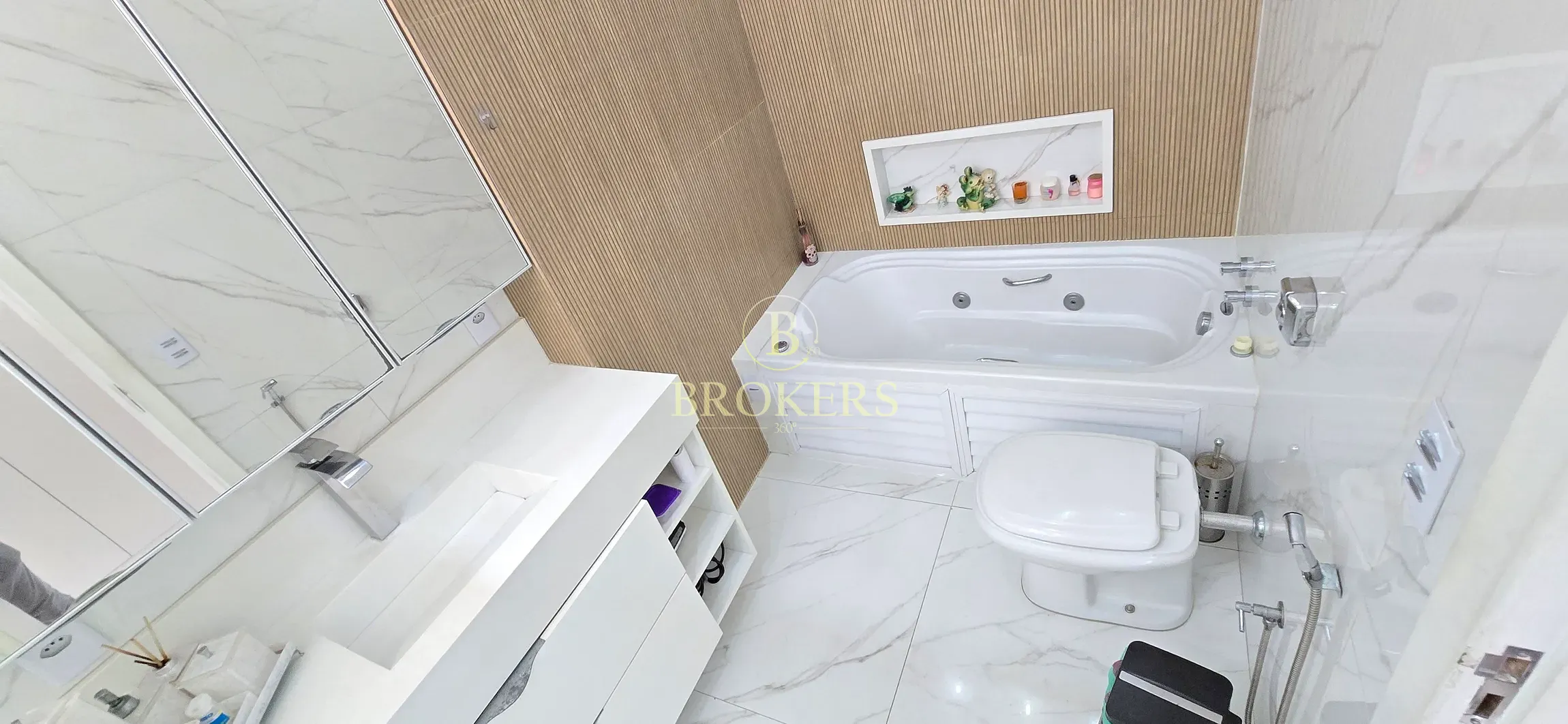 Apartamento espetacular, todo  modernizado à venda na Rua Figueiredo Magalhães, Copacabana, Rio de — foto 17