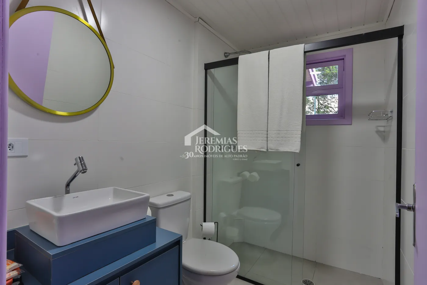 Pousada com 10 suítes, 518 m² - Recanto das Araucárias - Campos do Jordão/SP.