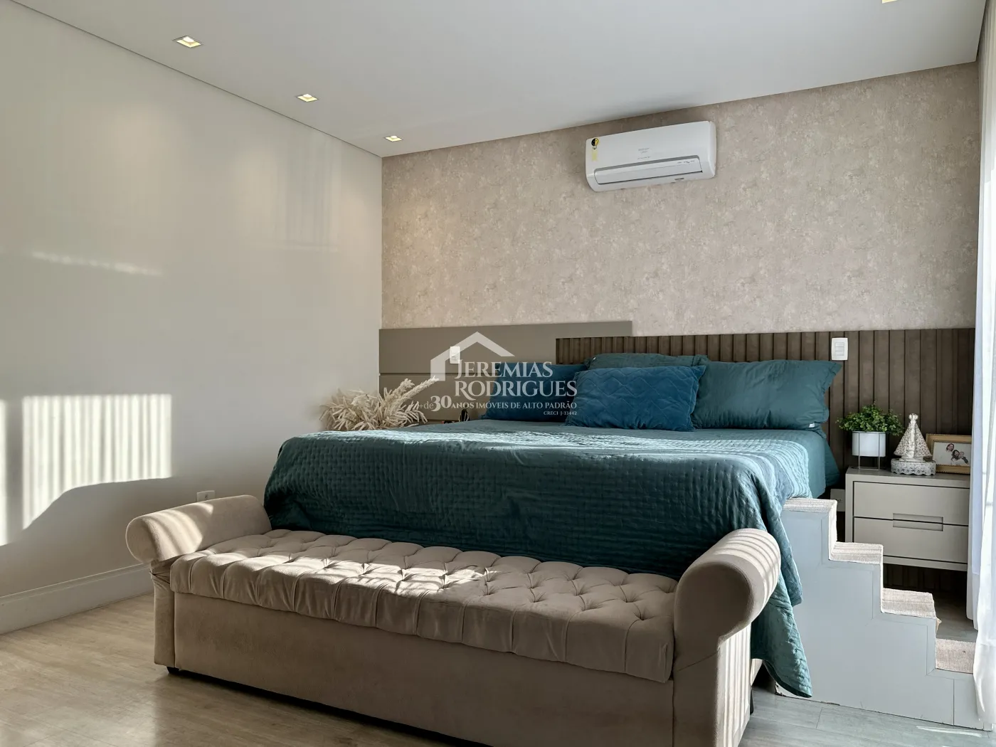 Casa com 3 suítes, 329 m² - Condomínio Ouro Ville - Taubaté/SP.