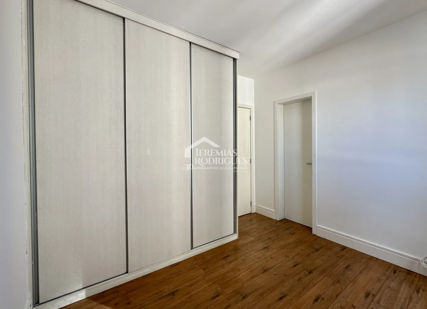 Apartamento com 3 suítes, 130 m² - Edifício Figueiras - Taubaté/SP