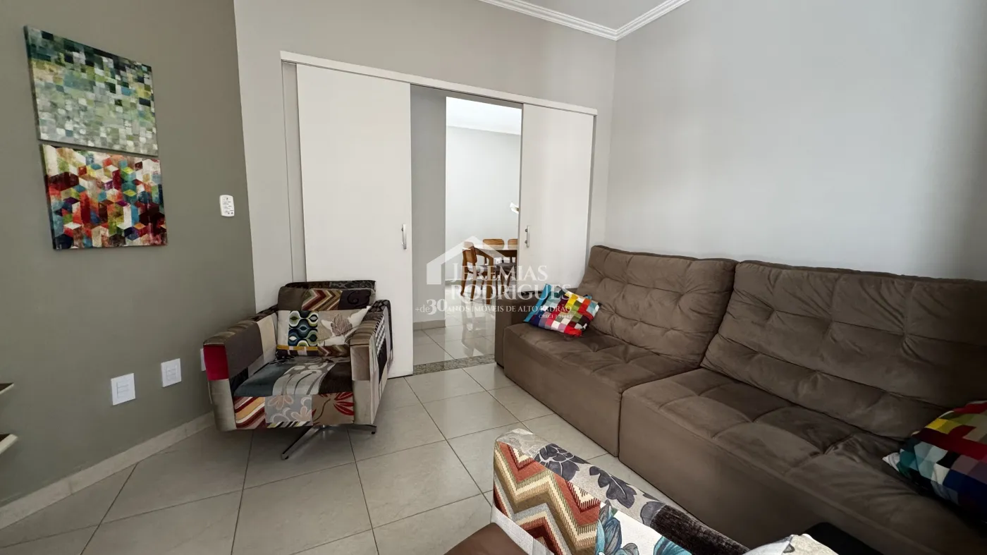 Casa à venda com 3 dormitórios no Condomínio Campos do Conde II em Tremembé/SP