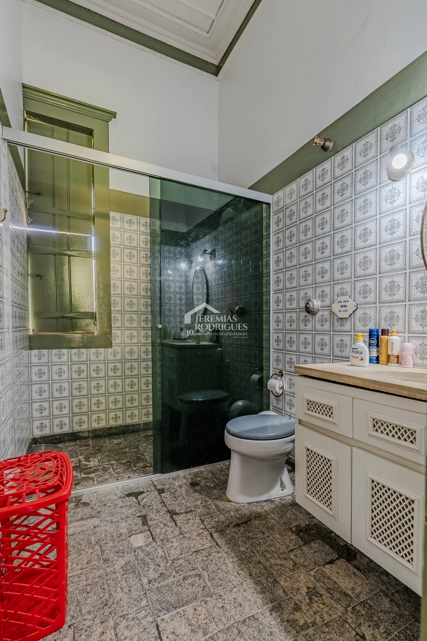 Fazenda à venda com 919,6 hectares em Cachoeira Paulista/SP.