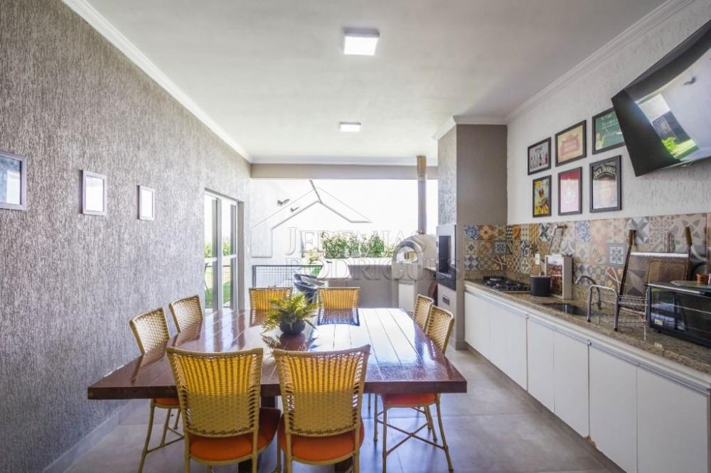 Casa para venda e locação com 4 suítes no Condomínio Real Ville em Pindamonhangaba/SP