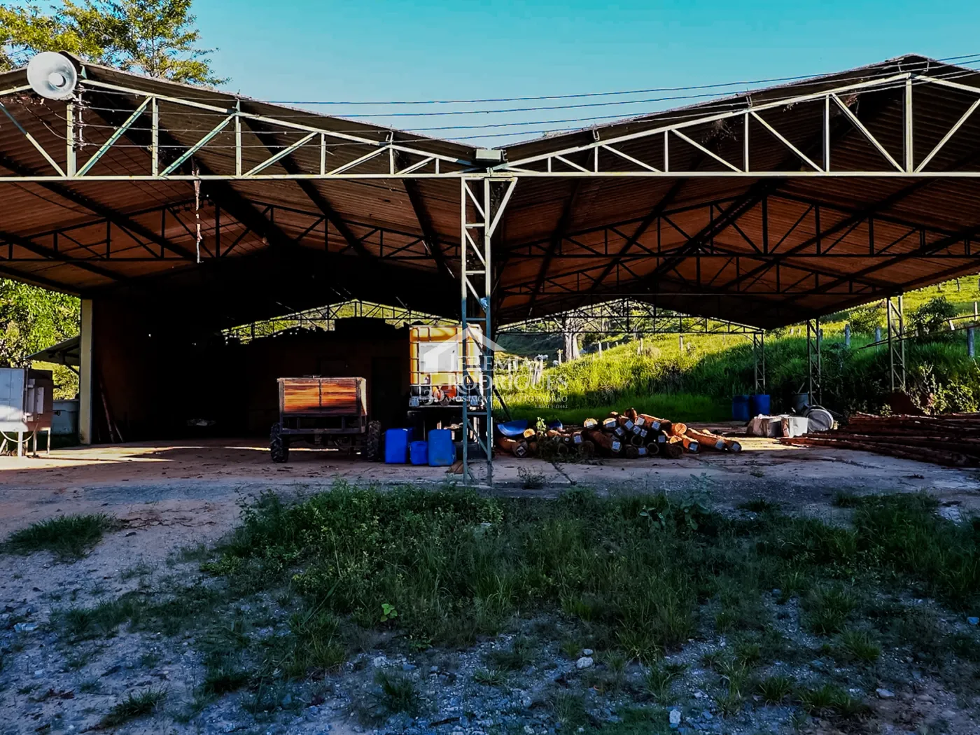 Fazenda à venda com 919,6 hectares em Cachoeira Paulista/SP.
