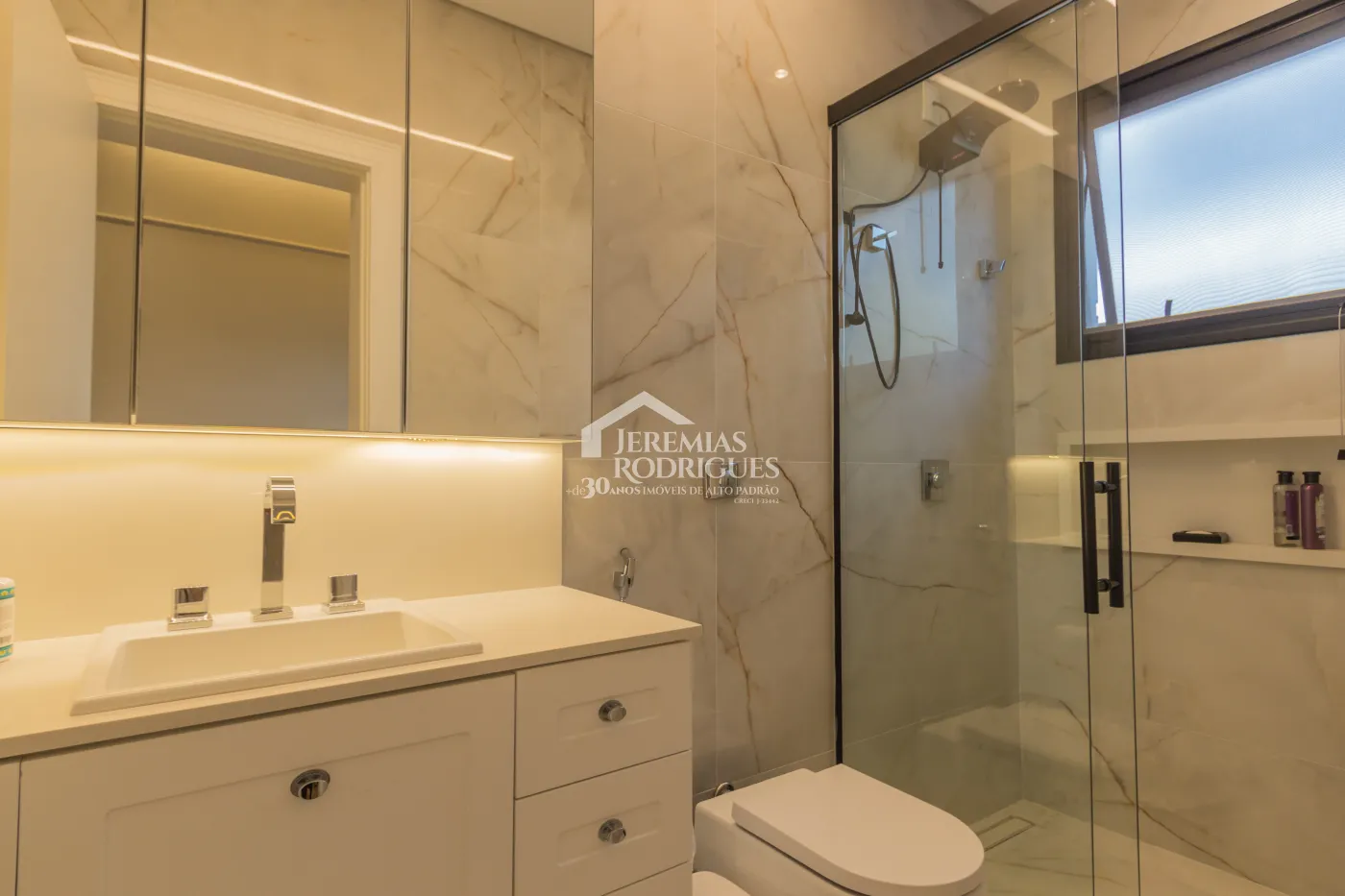 Casa à venda no Condomínio Residencial Terras de San Marco em Taubaté/SP.