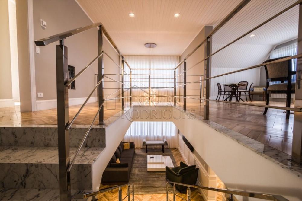 Casa à venda por R$ 6.800.000,00 - Campos do Jordão/SP