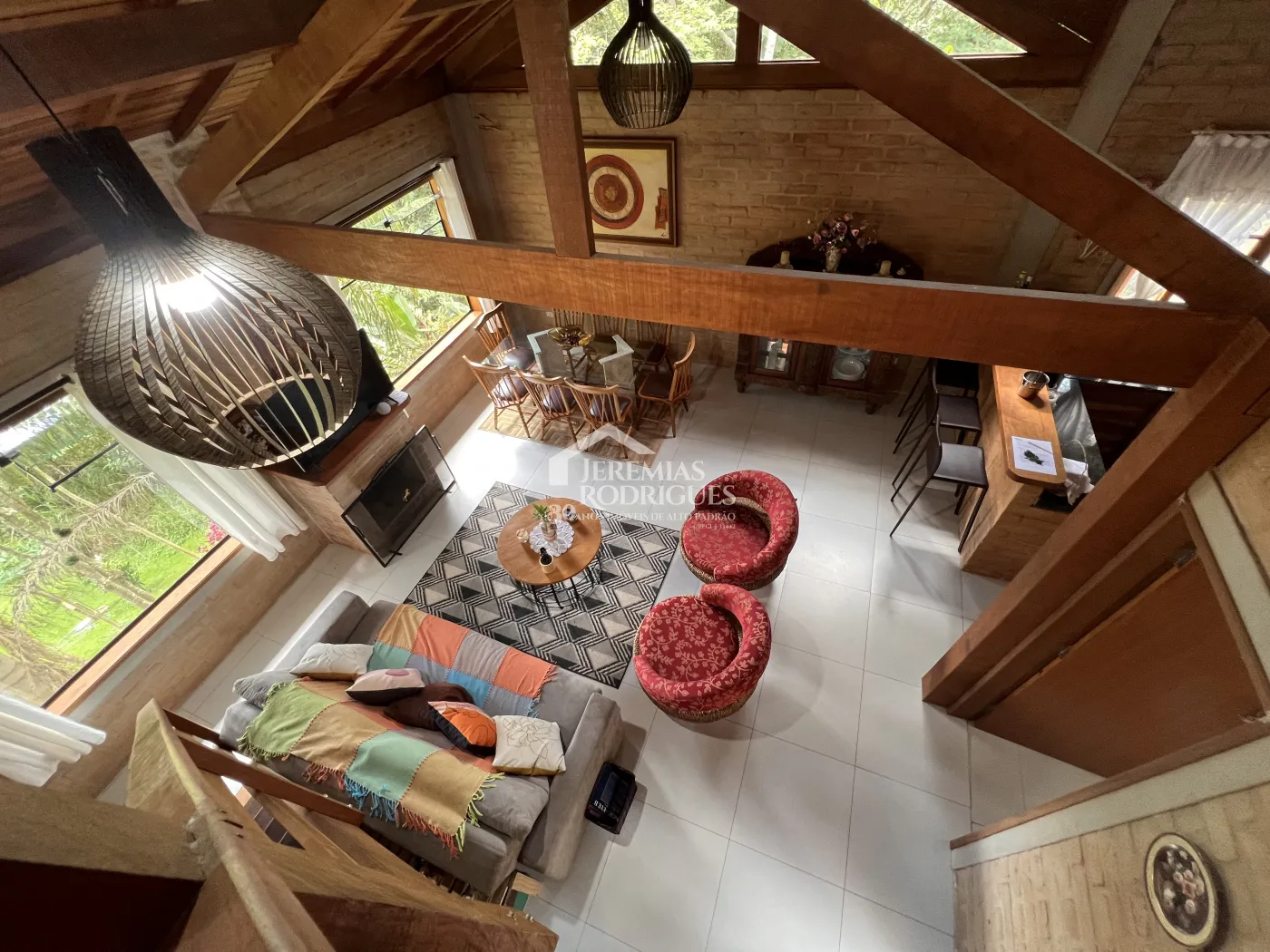 Chácara com 2 casas e 7 suítes - Loteamento Cortina D´Ampezzo - Santo Antônio do Pinhal/SP