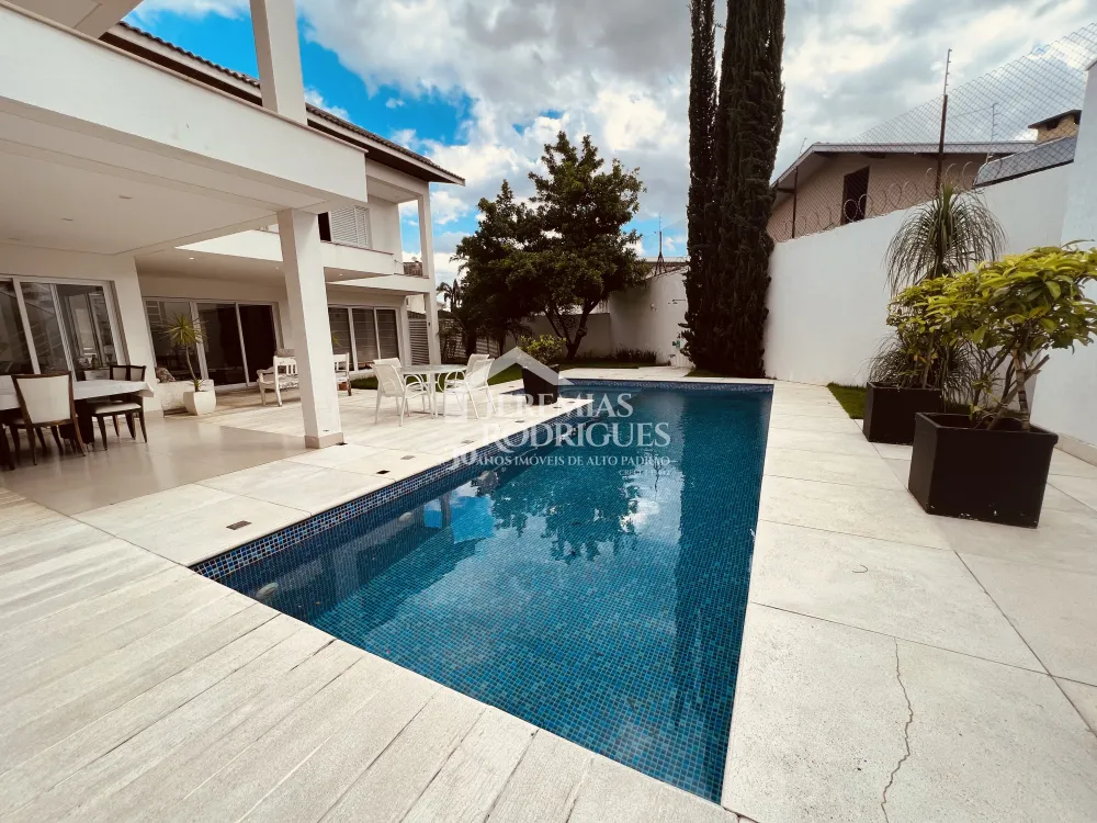 Casa com 6 quartos, 500 m² - Taubaté Village - Taubaté/SP