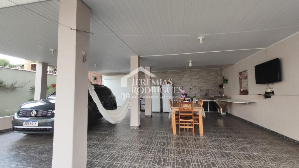 Casa à venda com 3 dormitórios no baoirro Parque das Fontes em Tremembé/SP