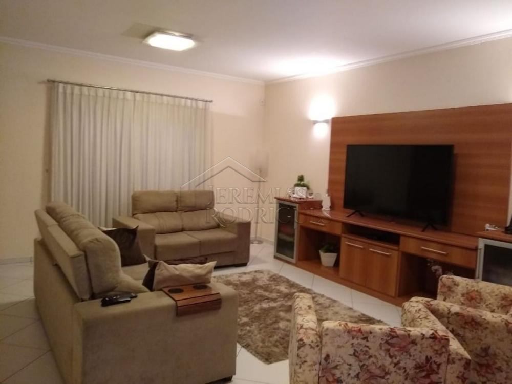 Casa à venda por R$ 800.000,00 - Taubaté/SP