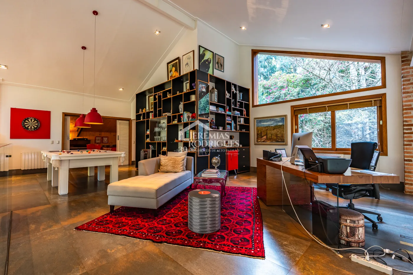 Casa com 7 suítes, 770 m² - Pedra do Fogo - Campos do Jordão/SP.